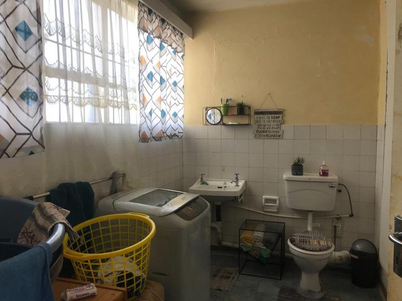 1 Bedroom Property for Sale in Bloemfontein Free State